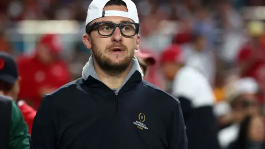 10 Heisman Trophy Winners Who Never Snagged a Super Bowl