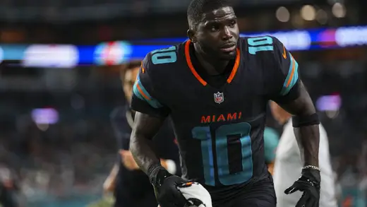 Tyreek Hill's Agent Says Deal Could Happen Anytime