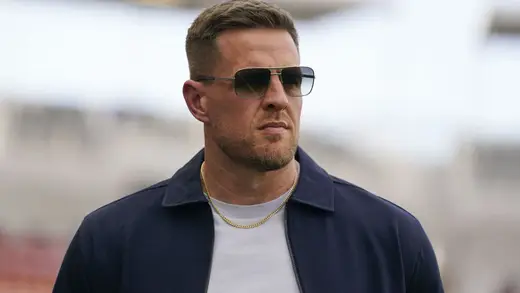 JJ Watt Gets Choked Up At Houston Hall Of Fame Induction