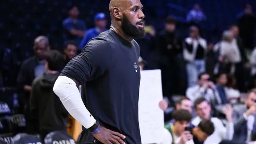 Celtics Fan Agenda? Sixers Fans Roast Bill Simmons