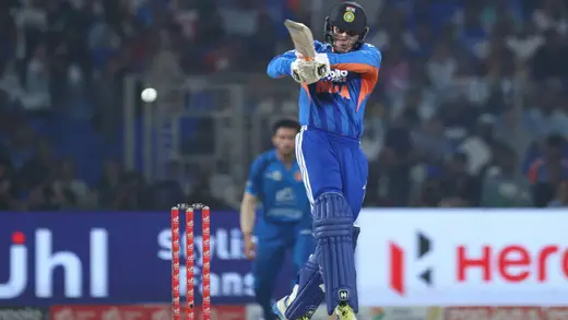 IND vs WI 2026: Gavaskar Ki Chik-Chik Abhishek Sharma Par