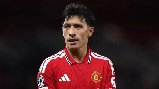 Lisandro Martinez's Manchester United Exit Drama Unfolds
