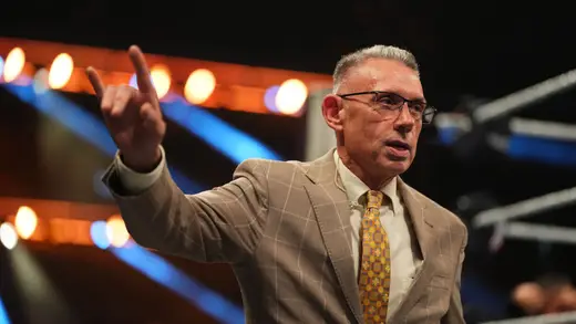 Kaitlyn's Hilarious WWE Moment With Michael Cole