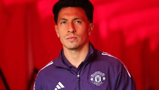 Gerrard Calls Out Martinez For His Comments On United