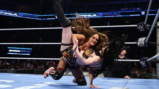 Nikki Bella And Paige Face Off In A SmackDown Showdown