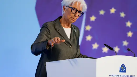 Lagarde Calls For Money Smarts And Teamwork In Bangkok