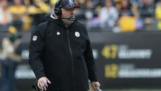 Mike McCarthy's Ankle Twist Sparks Hilarious Fan Reactions