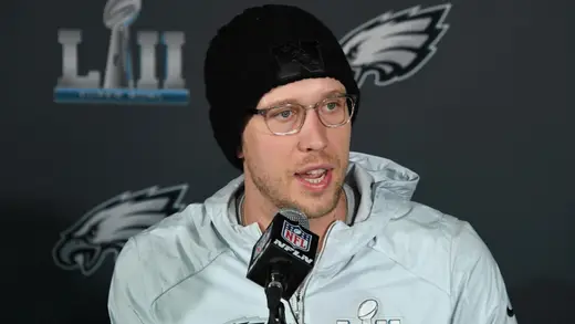 10 NFL Quarterbacks Who Hitched A Ride On Defense