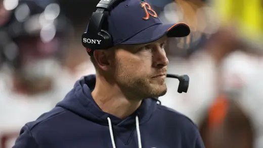 Bears WR Jahdae Walker Gets Ejected For Epic Headbutt