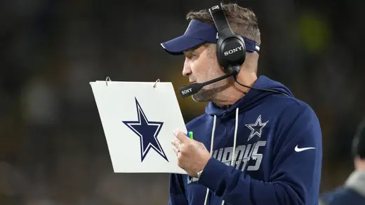 Cowboys Fans Want Brian Schottenheimer Out After Loss