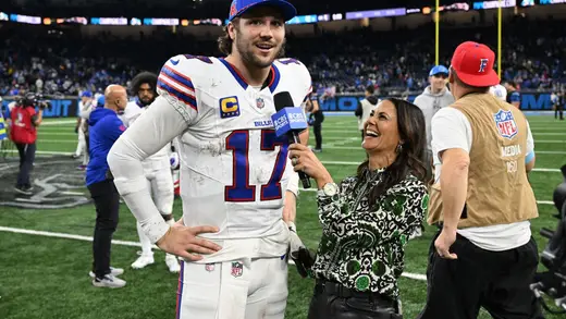Tracy Wolfson's Cheeky Slap Sparks Fan Reactions