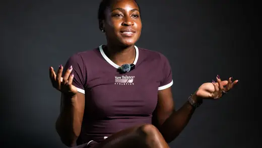 Coco Gauff Awestruck By Jasmine Tookes At Fashion Show