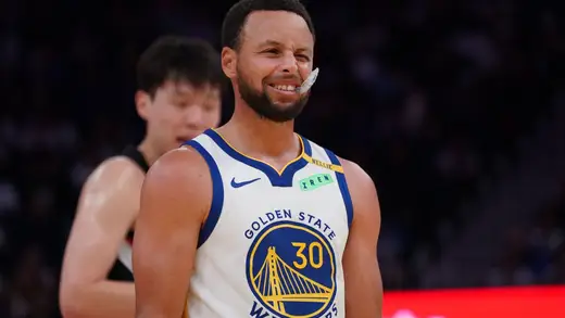 Steph Curry Set To Dazzle In Season Opener Against Lakers