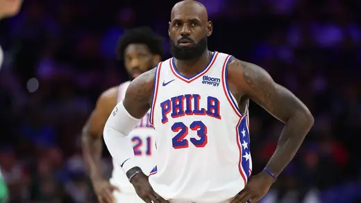 LeBron's Old Praise Sparks Wild Twitter Roast