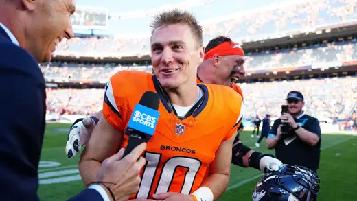 Bo Nix Faces Fan Roast While Acknowledging Struggles
