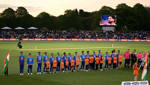 Dinesh Karthik Ka Confusion: Tilak Varma Ka No.3 Experiment
