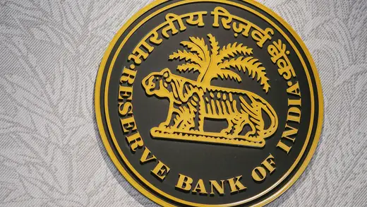 RBI's Banking Party: New Leverage Ratio Rules in 2027