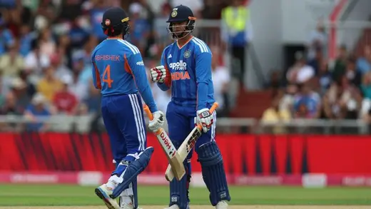 India Sets Record For Fastest T20I Team Fifty In Wellington