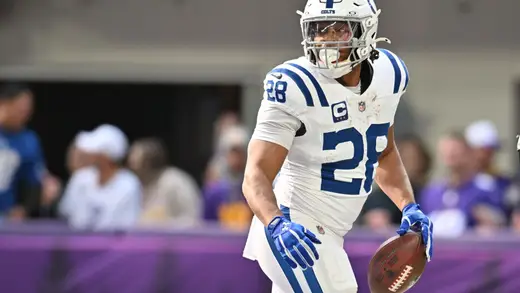 “Feel bad for Jonathan Taylor” “Translation: We want a 1st rounder”: NFL fans react as Colts indulge in “classic negotiation tactics” for star RB