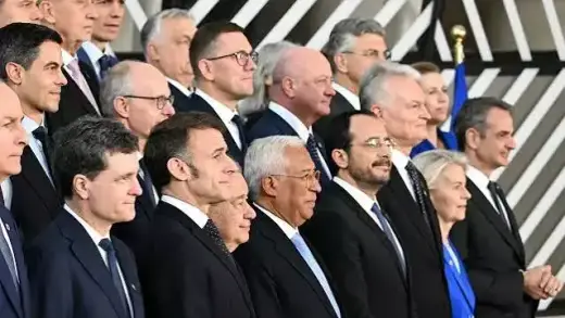 EU Ka Summit: Superhero Banne Ki Chahat Aur Paise Ki Kami