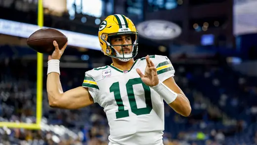 Jeff Saturday Defends Jordan Love Amid Packers Struggles