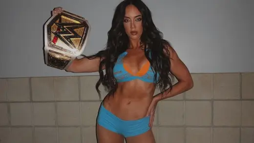 Chelsea Green Impersonates Nikki Bella Before SmackDown Showdown