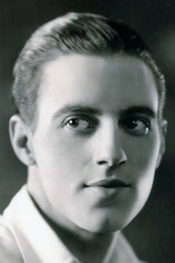 Yul Vazquez