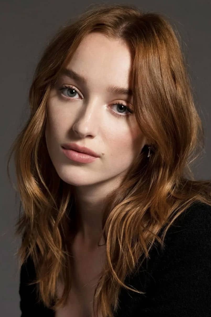 Phoebe Dynevor