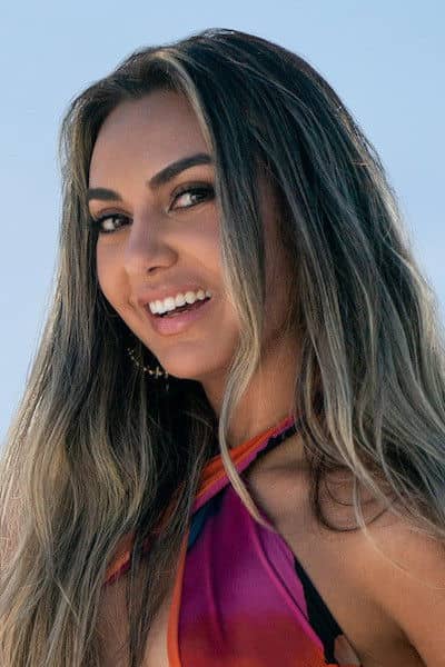 Nikki H