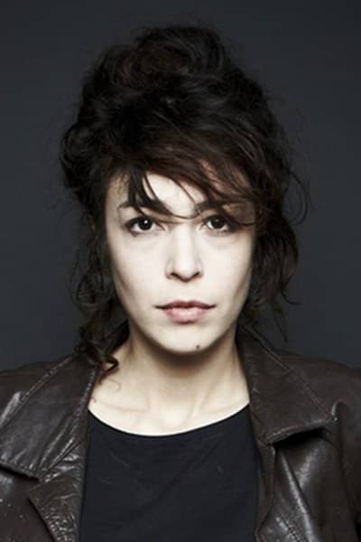 Adrienne Pauly