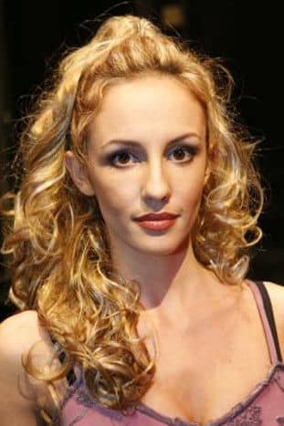 Mary Akrivopoulou