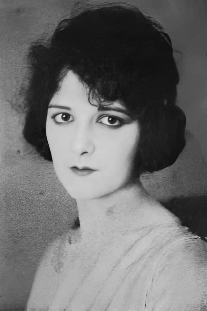 Vivian Rich