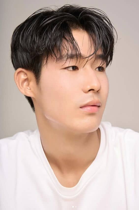 Jae Woo Yang